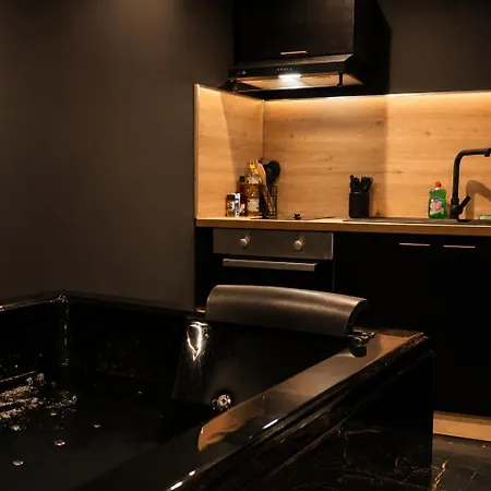 Eclipse - Loft Romantique - Jacuzzi - Cinema Prive Apartment *