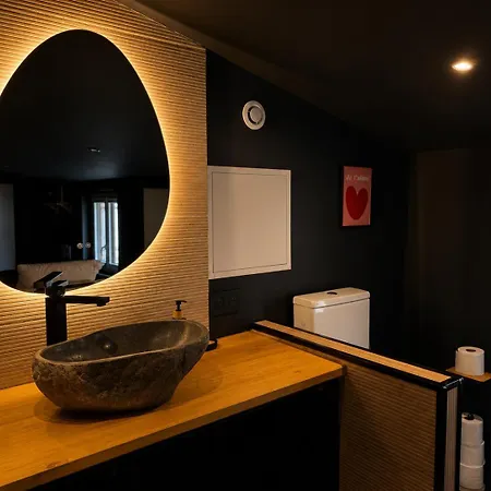 Apartment Eclipse - Loft Romantique - Jacuzzi - Cinema Prive Gaillac