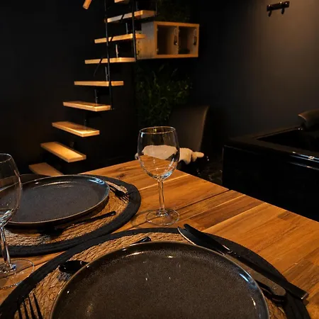 Eclipse - Loft Romantique - Jacuzzi - Cinema Prive